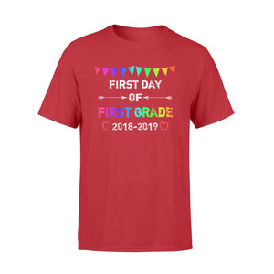 First Day Of 1st Grade Photo Prop T-Shirt