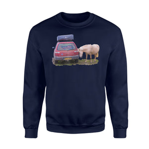 Funny Icelandic Horse Helping A Car With 1 HP Sweatshirt